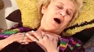 Horny Old German Granny Gets Her Hairy Fuckbox Demolished